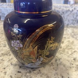 VTG Porcelain Cobalt Blue Ginger Jar w/ Lid Pheasant Bird Flowers Floral Gold 6"